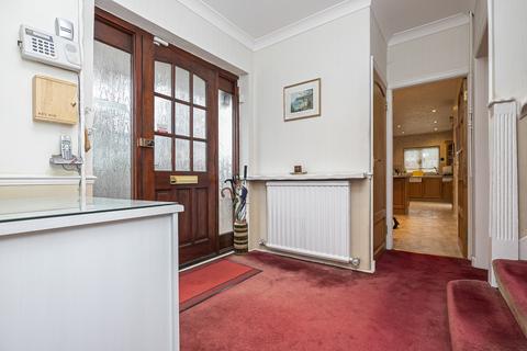 45 Dukes Avenue, Theydon Bois, Epping, CM16 7HQ