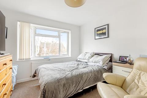 6 Myrtle Close, Colnbrook, Slough, SL3 0PZ