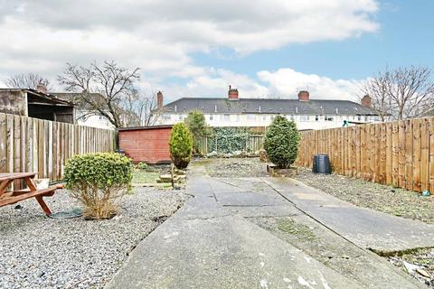 39 Arram Grove, Hull, HU6 8SP