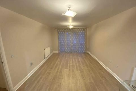 2 bedroom flat to rent, Coleridge Way, Borehamwood