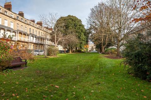 Second Floor Flat, 22 Caledonia Place, Bristol, BS8 4DL