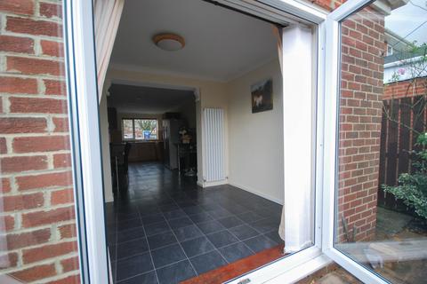 20 Burnside, East Boldon, NE36 0LS
