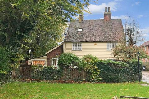 5 Chapel Lane, Sturry, Canterbury, CT2 0AH