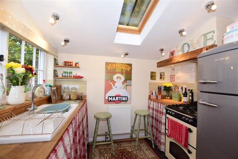 5 Chapel Lane, Sturry, Canterbury, CT2 0AH