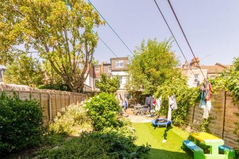 21 Southey Road, London, N15 5LJ
