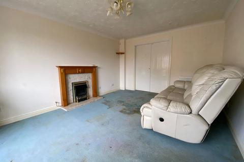 5 Briscoe Close, Northampton, NN2 8XH