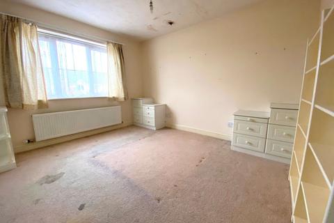 5 Briscoe Close, Northampton, NN2 8XH
