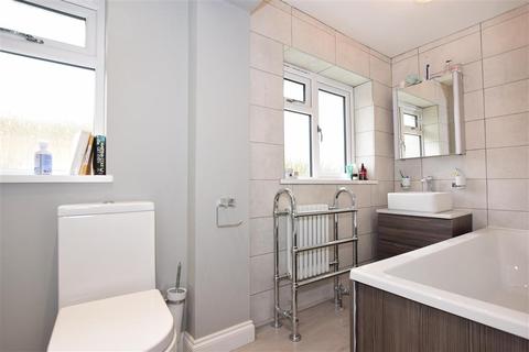 27 Cedar Close, Ditton, Aylesford, ME20 6EN