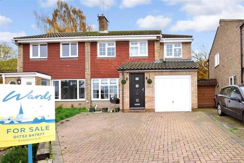 27 Cedar Close, Ditton, Aylesford, ME20 6EN