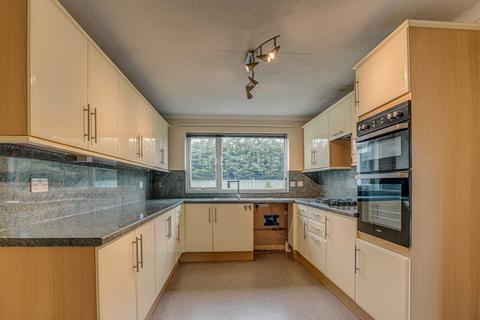 2 The Avenue, Necton, Swaffham, PE37 8EP