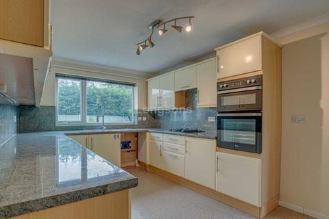 2 The Avenue, Necton, Swaffham, PE37 8EP