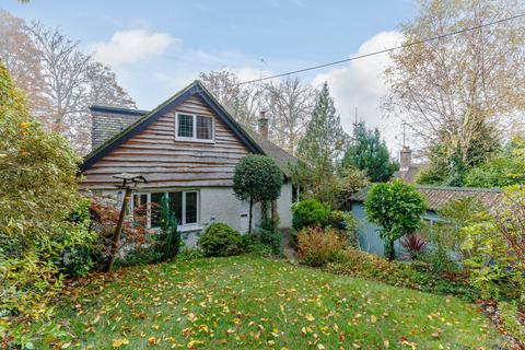 Beech Cottage Beech Grove, Amersham, HP7 0AZ