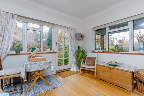 Beech Cottage Beech Grove, Amersham, HP7 0AZ