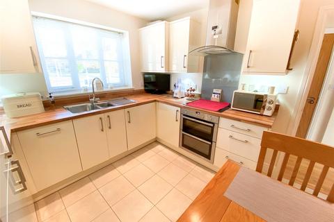1, Wessex Court Crawley Road, Witney, OX28 1HB