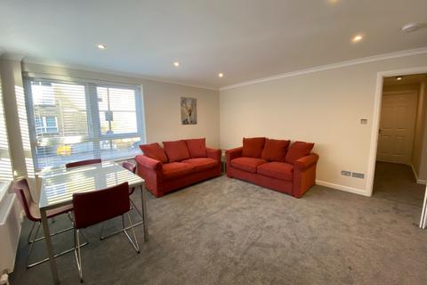 3 bedroom flat to rent, Dicksonfield, Leith, Edinburgh, EH7