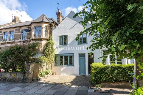 2 bedroom terraced house to rent, Alexandra Park Road, London, N22