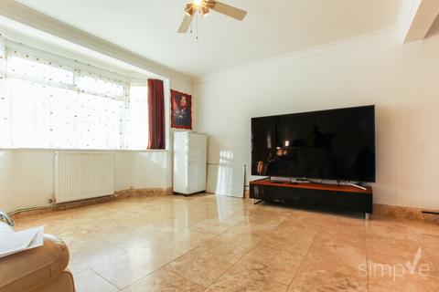 64 Bedwell Gardens, Hayes, UB3 4EQ