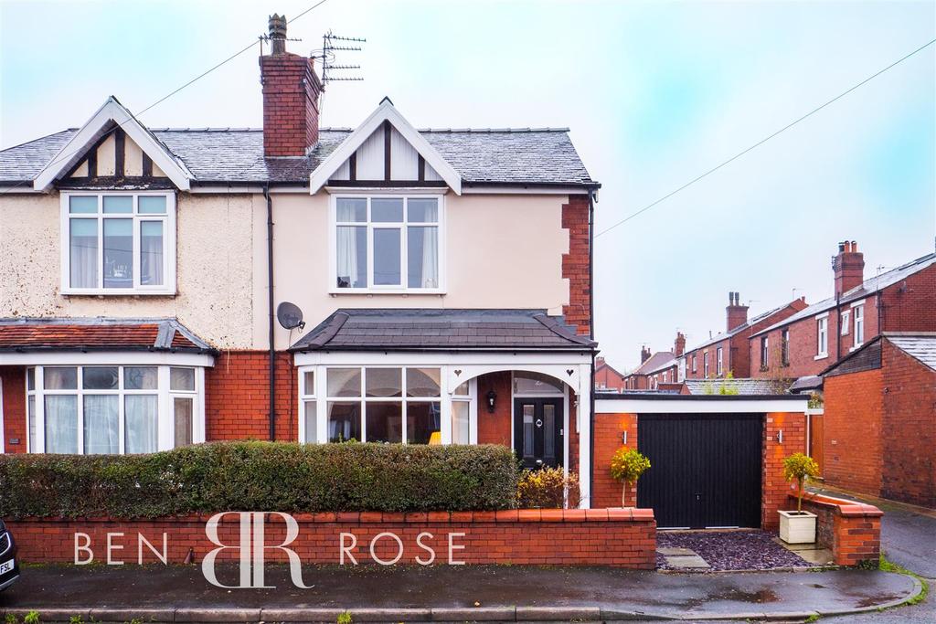 Millfield Road, Chorley 3 bed semidetached house £239,995