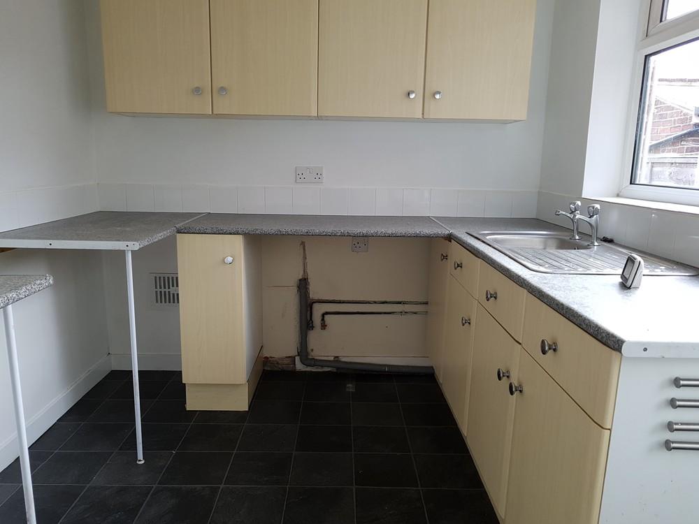 North Street, Rawmarsh, Rotherham 2 bed terraced house £430 pcm (£99 pw)