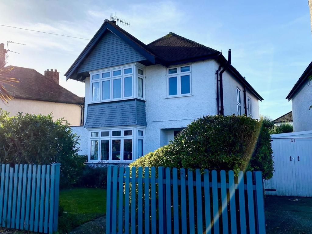 Marshall Avenue, Bognor Regis, PO21 3 bed detached house £1,500 pcm