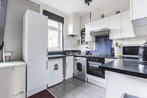 175 Torridon Road, London, SE6 1RG