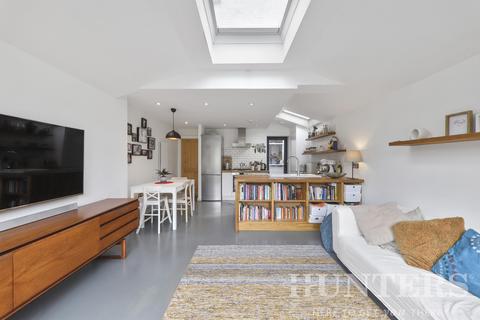 3 Foyle Road, London, N17 0NL