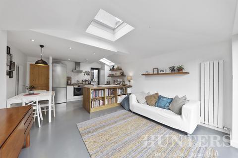 3 Foyle Road, London, N17 0NL