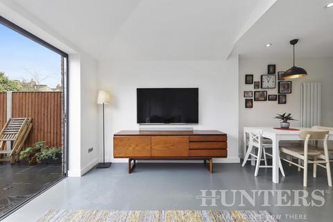 3 Foyle Road, London, N17 0NL