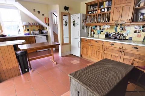 6 Argyle Road, Swanage, BH19 1HZ