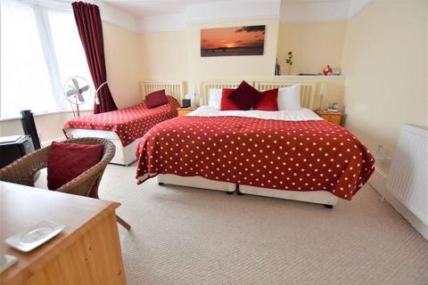 6 Argyle Road, Swanage, BH19 1HZ