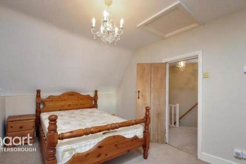 5 Clay Lane, Castor, Peterborough, PE5 7AT