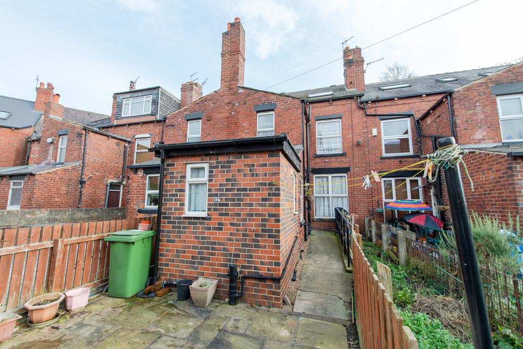Spencer Place, Leeds, LS7 5 bed terraced house for sale £230,000