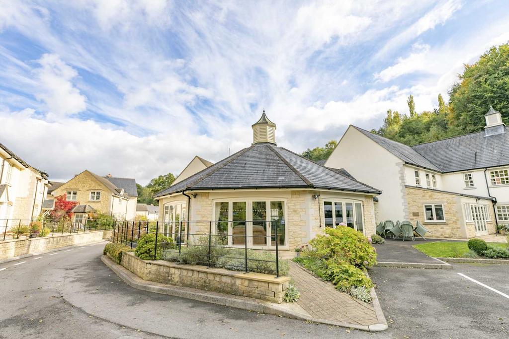 Inchbrook Court, Woodchester Valley Village, Inchbrook 1 bed apartment for sale £110,000