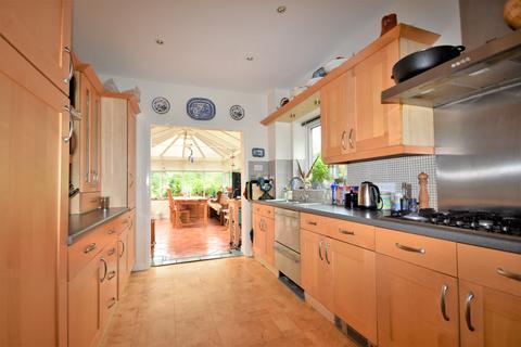 160 Botley Road, Chesham, HP5 1XN