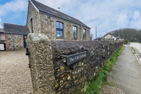 3 bedroom detached house to rent, St Martin, Helston