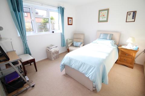 29 Cheyney Walk, Westbury, BA13 3UH