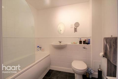 undefined, St Peters Street, Maidstone