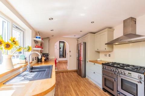 3 bedroom terraced house to rent, Out Northgate, Bury St. Edmunds
