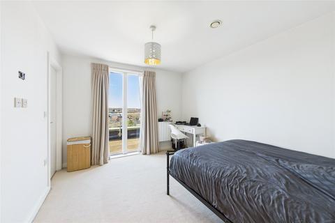 2 bedroom apartment to rent, Grosvenor Mansions, Sullivan Road, Camberley, GU15
