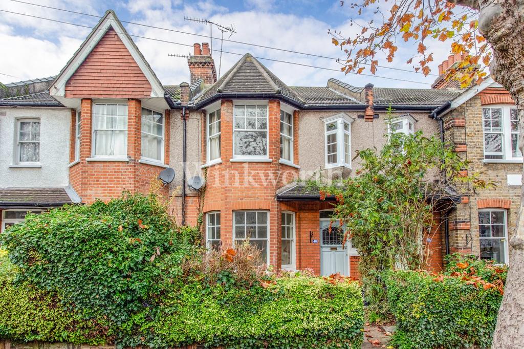 Bagshot Road, Enfield, EN1 3 bed terraced house £565,000