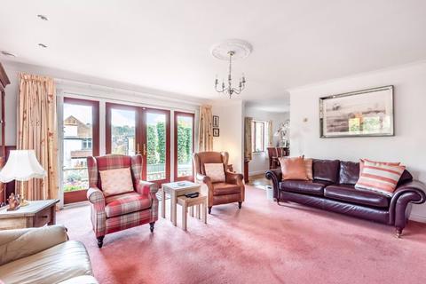 25 Hereward Avenue, Purley, CR8 2NN