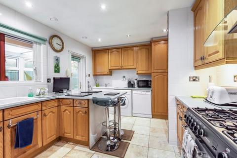 25 Hereward Avenue, Purley, CR8 2NN