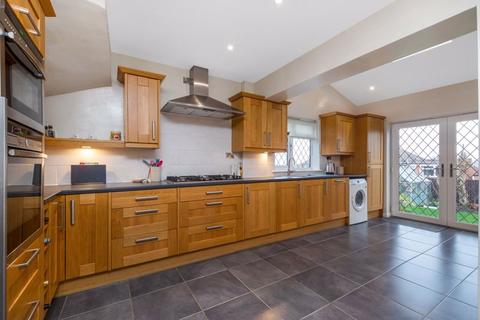 20 Tyron Way, Sidcup, DA14 6AY