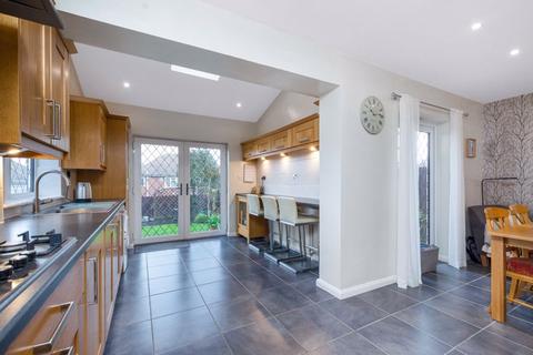 20 Tyron Way, Sidcup, DA14 6AY