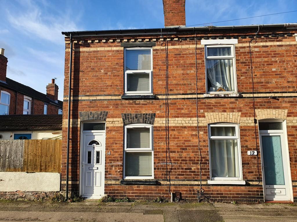 Linton Street, Lincoln 2 bed end of terrace house £542 pcm (£125 pw)