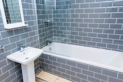 4 bedroom end of terrace house to rent - Bernard Street, Lincoln
