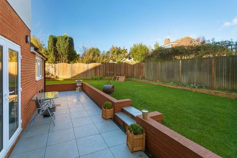 43 Castle Road, Hythe, CT21 5HL