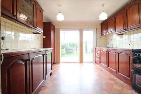 4 Balfour Road, Grays, RM17 5NS