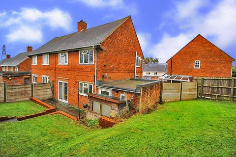 16 Baker Avenue, Bilston, WV14 9BT