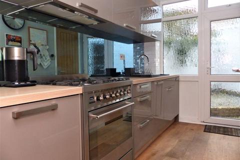 2 South Drive, Sutton Coldfield, B75 7TF